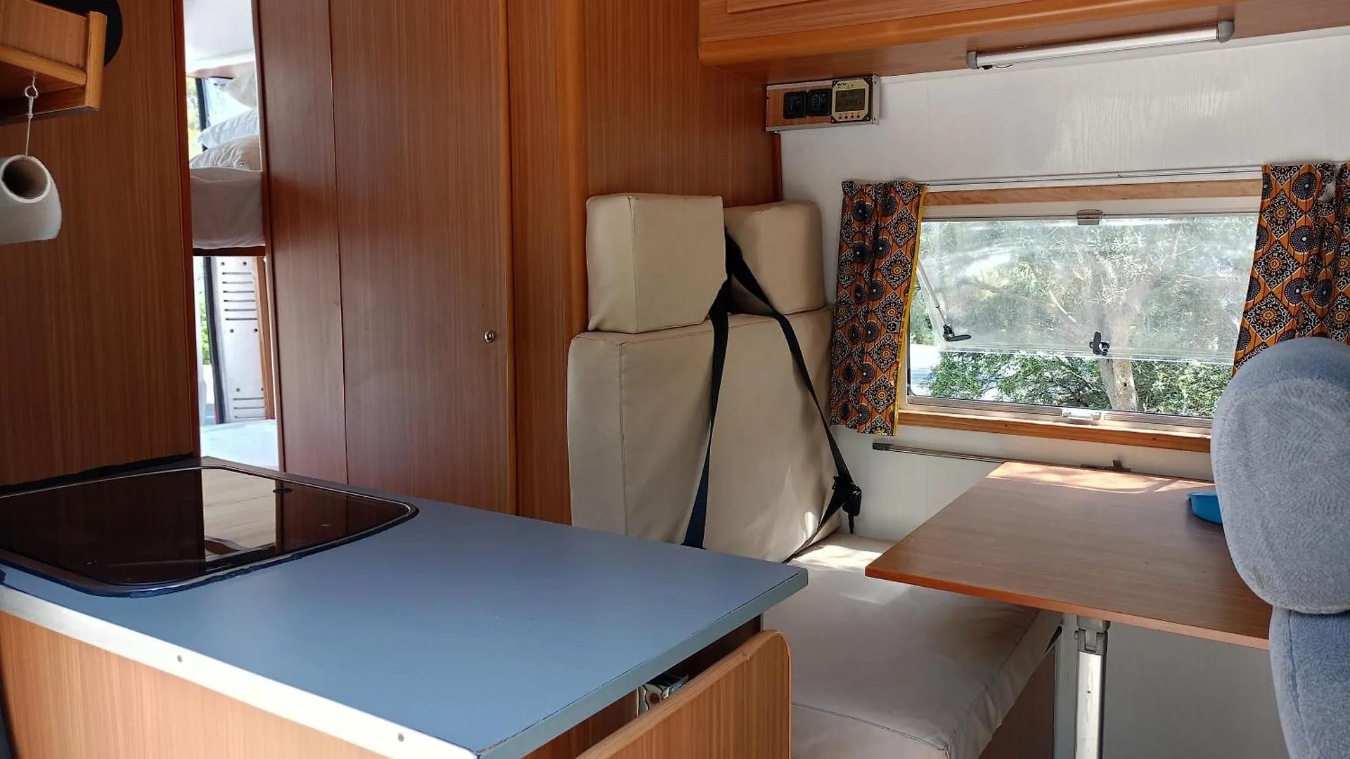 Campsite Furgoneta Camper Gran Volumen Hotel Palma de Mallorca Spain